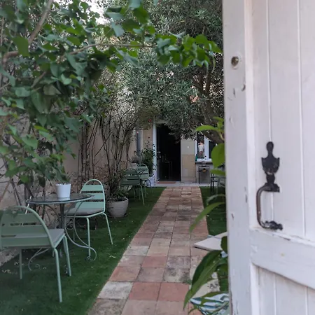 Escapade Romantique Avec Privatif Diner Aux Chandelles Et Petit Dejeuner Inclus Proche Du Canal Du Midi Et Carcassonne Frühstückspension Pexiora